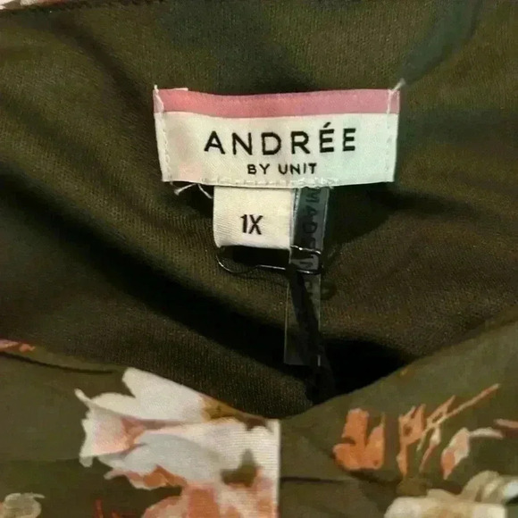 Andrew by Unit Olive Green Floral Dress. NWT. Size 1X. - Picture 6 of 7